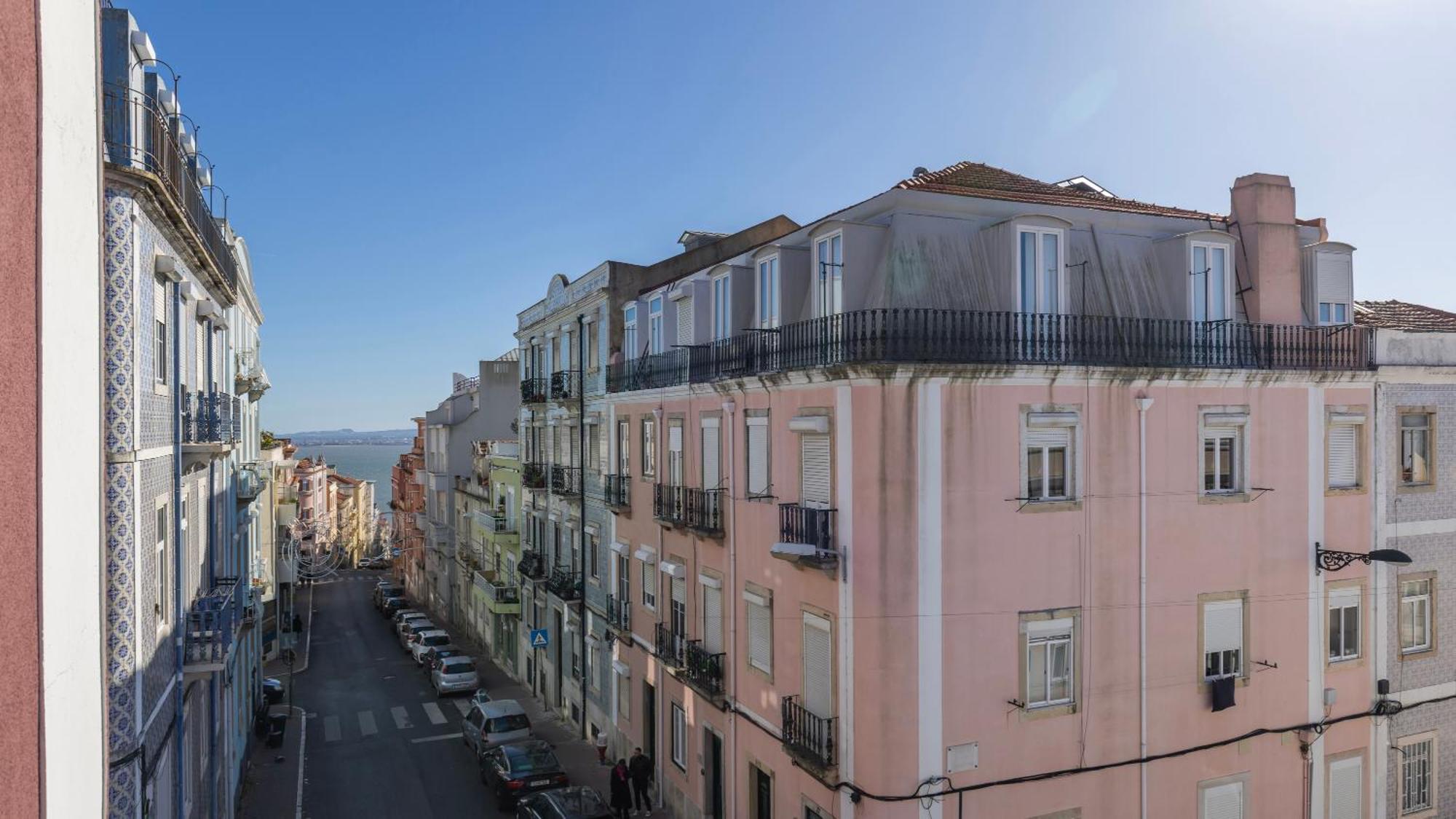 Comfort & Bright Apartment By Lovelystay Lissabon Buitenkant foto