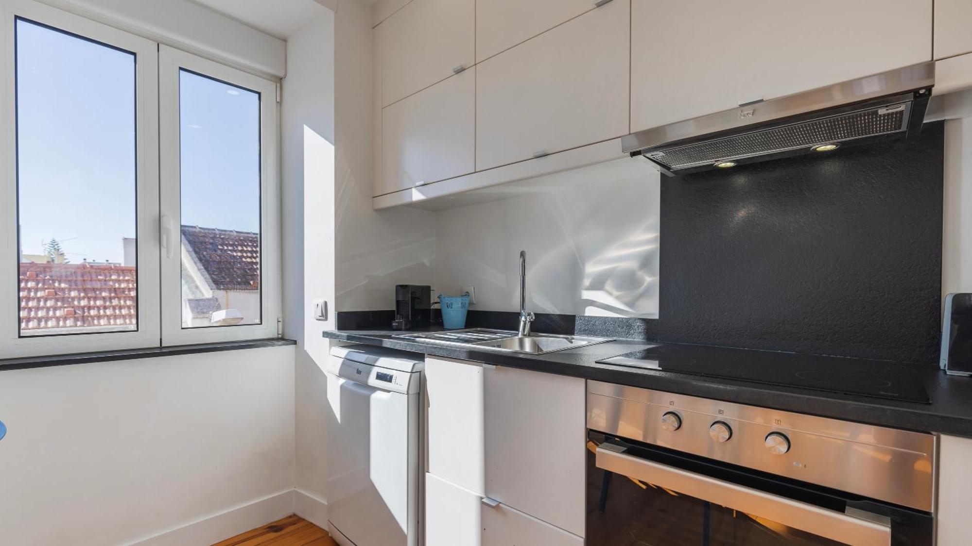 Comfort & Bright Apartment By Lovelystay Lissabon Buitenkant foto